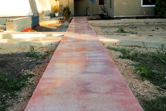 betonfestés, betoncsiszolás, betonjavítás