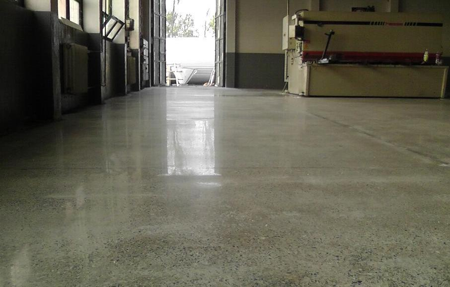 HTC Superfloor ipari padló felújítás, betoncsiszolás, csiszolt beton, betonmarás, betonjavítás, dilatáció javítás