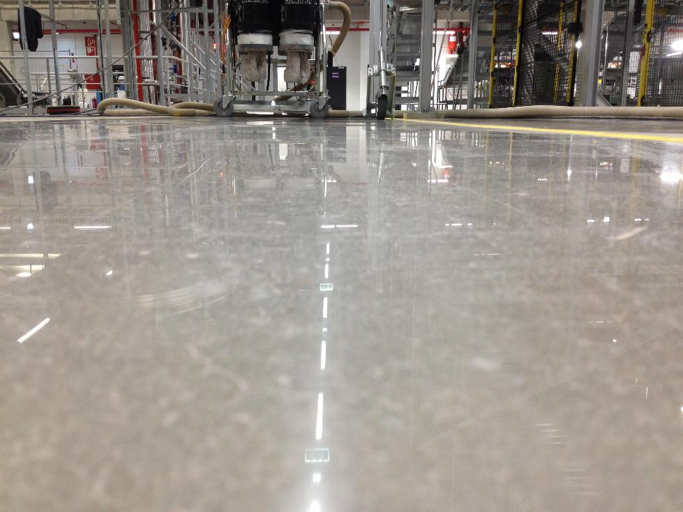 bronz htc superfloor betonfelület készítése