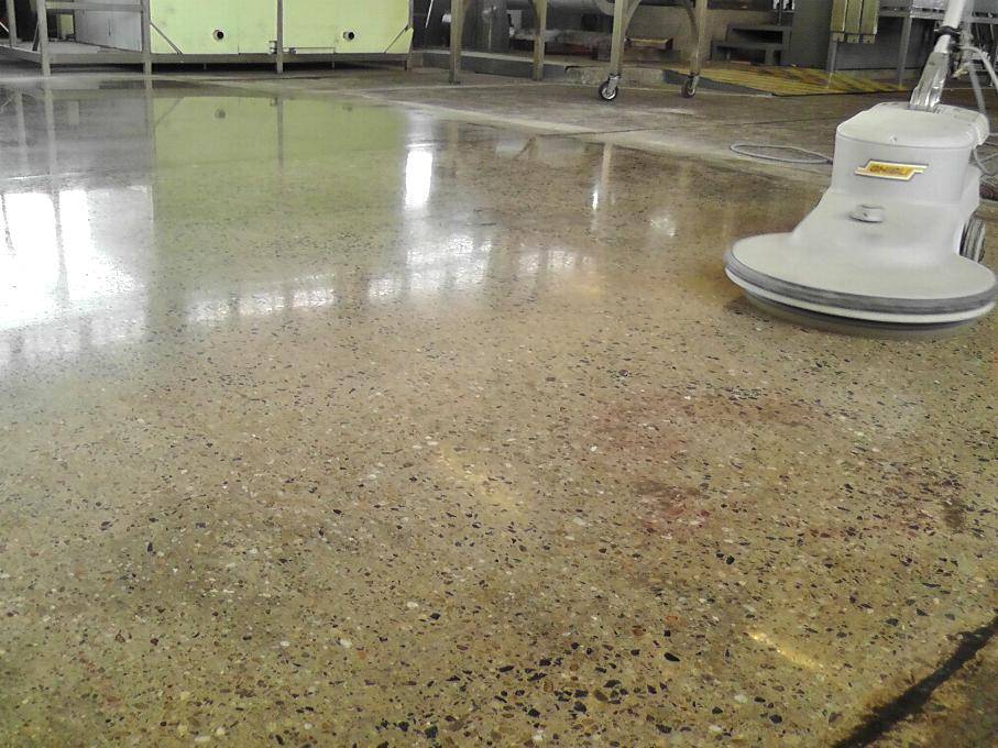 htc superfloor betoncsiszolás, csiszolt beton